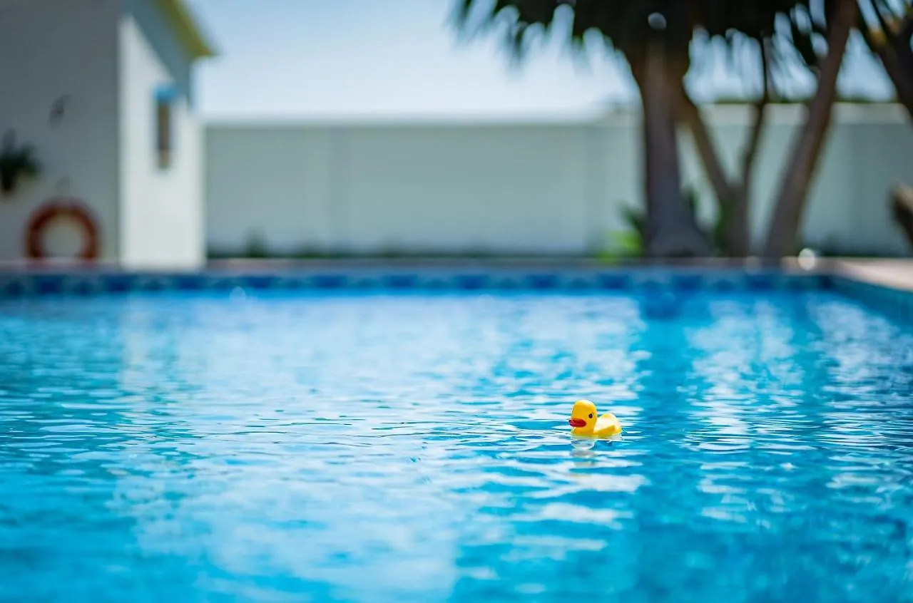Casa Linda Great Located Beach House In Marbella 0*,
